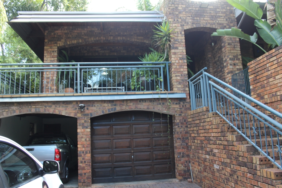 4 Bedroom Property for Sale in Florauna Gauteng