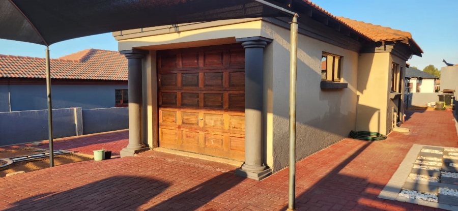 3 Bedroom Property for Sale in Amandasig Gauteng