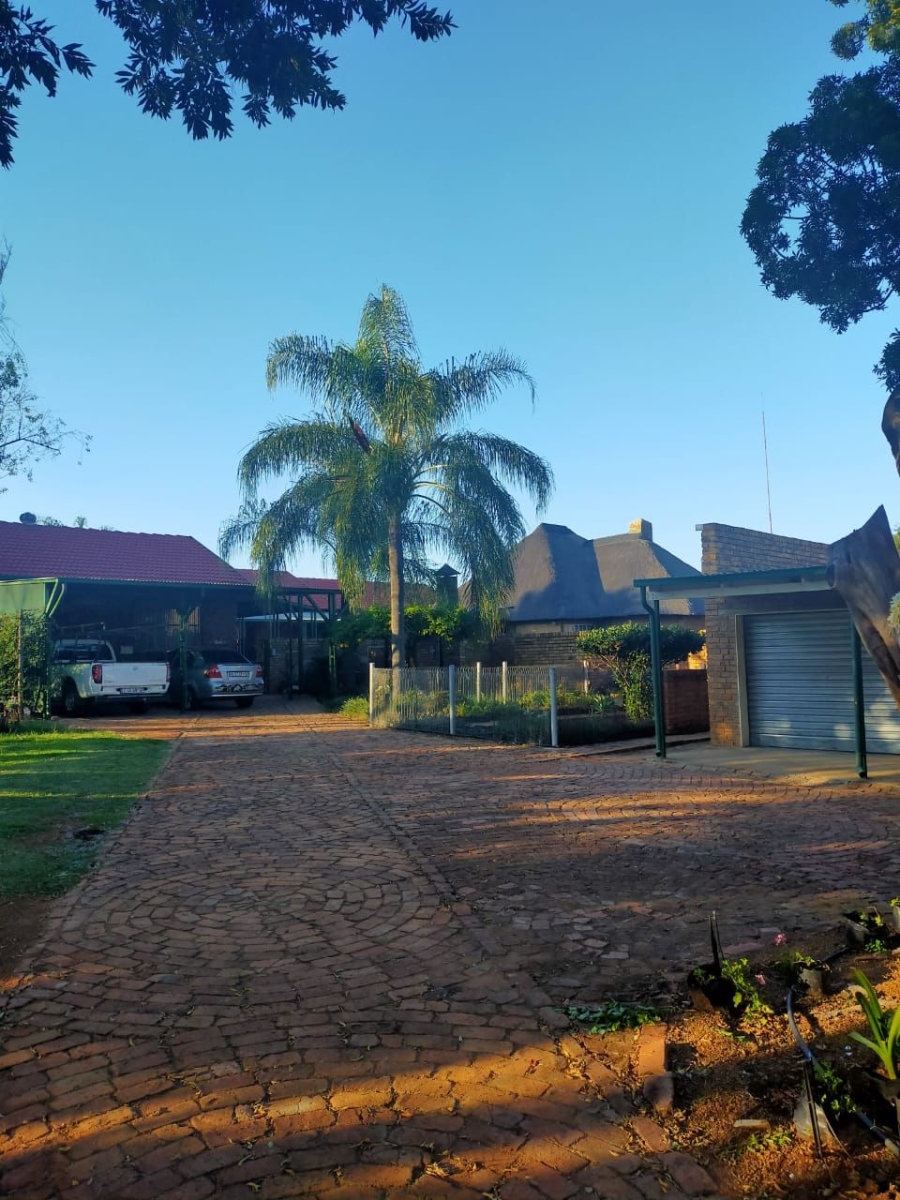 14 Bedroom Property for Sale in Rooiwal A H Gauteng