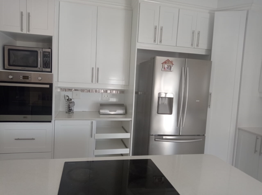 4 Bedroom Property for Sale in Amandasig Gauteng