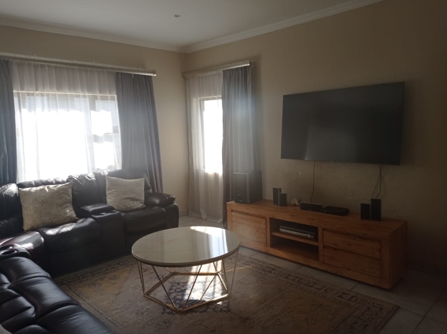 4 Bedroom Property for Sale in Amandasig Gauteng