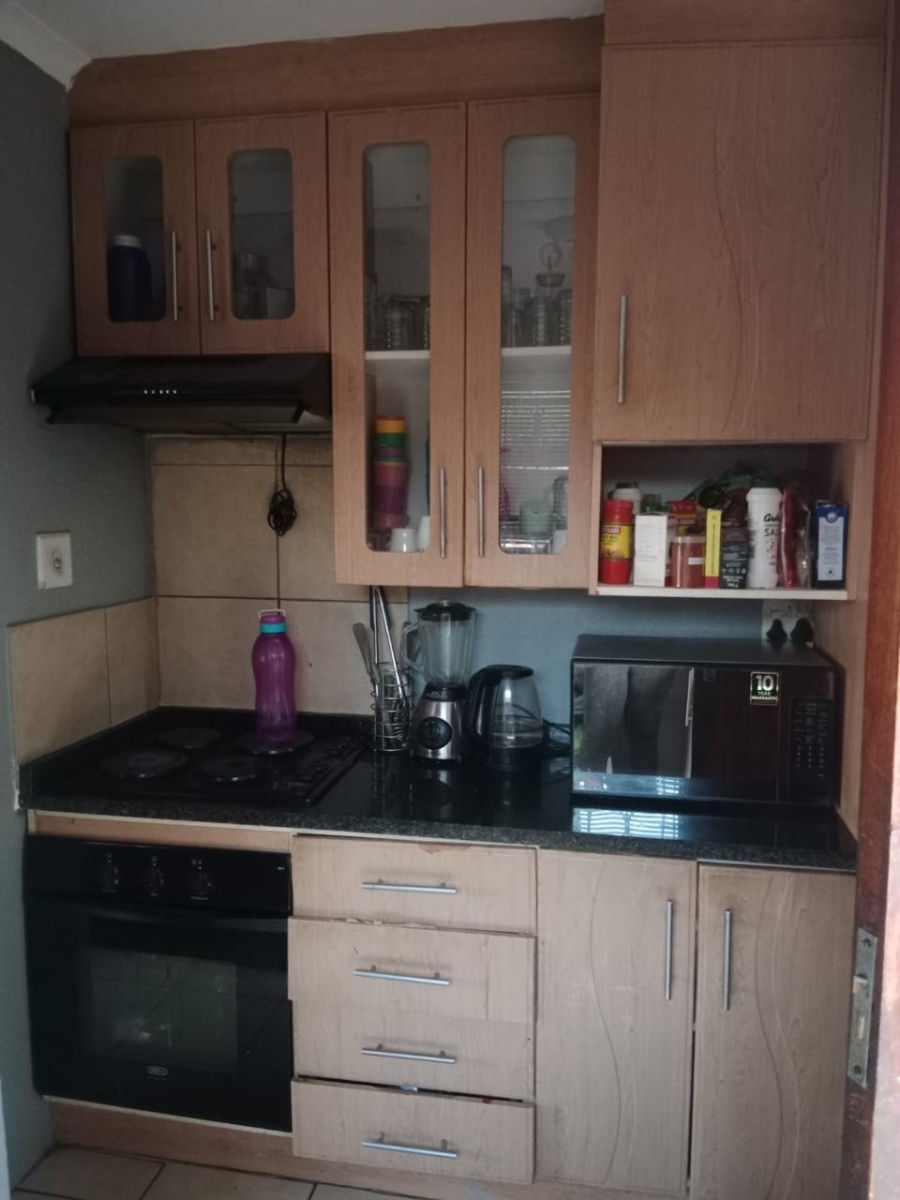 2 Bedroom Property for Sale in Danville Gauteng