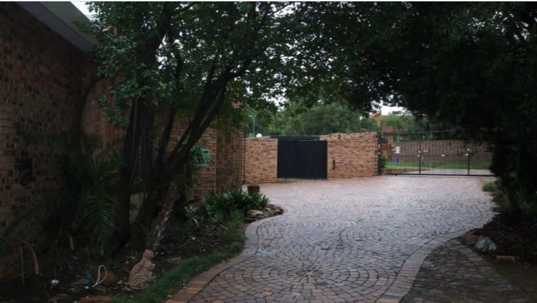 3 Bedroom Property for Sale in Sunninghill Gauteng