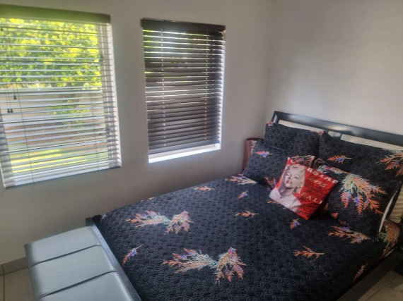 2 Bedroom Property for Sale in Sunninghill Gauteng