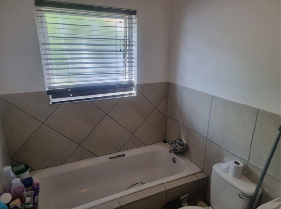 2 Bedroom Property for Sale in Sunninghill Gauteng