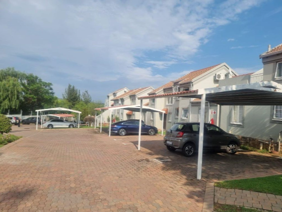 2 Bedroom Property for Sale in Sunninghill Gauteng