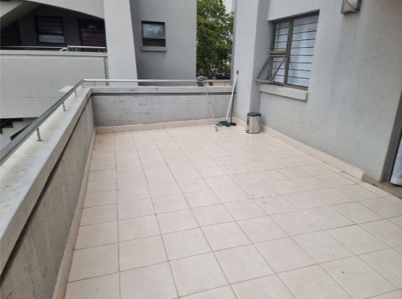 1 Bedroom Property for Sale in Sunninghill Gauteng