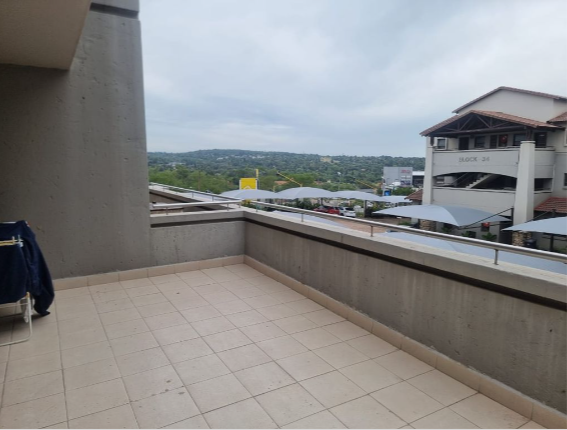 1 Bedroom Property for Sale in Sunninghill Gauteng