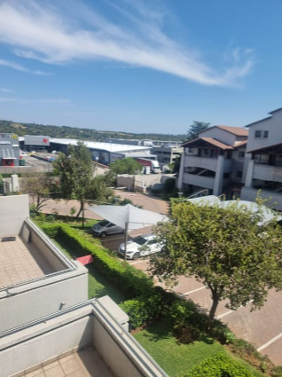 1 Bedroom Property for Sale in Sunninghill Gauteng