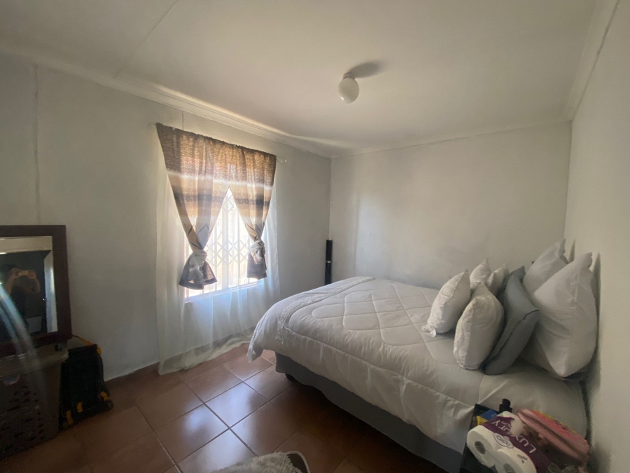 2 Bedroom Property for Sale in Stretford Gauteng