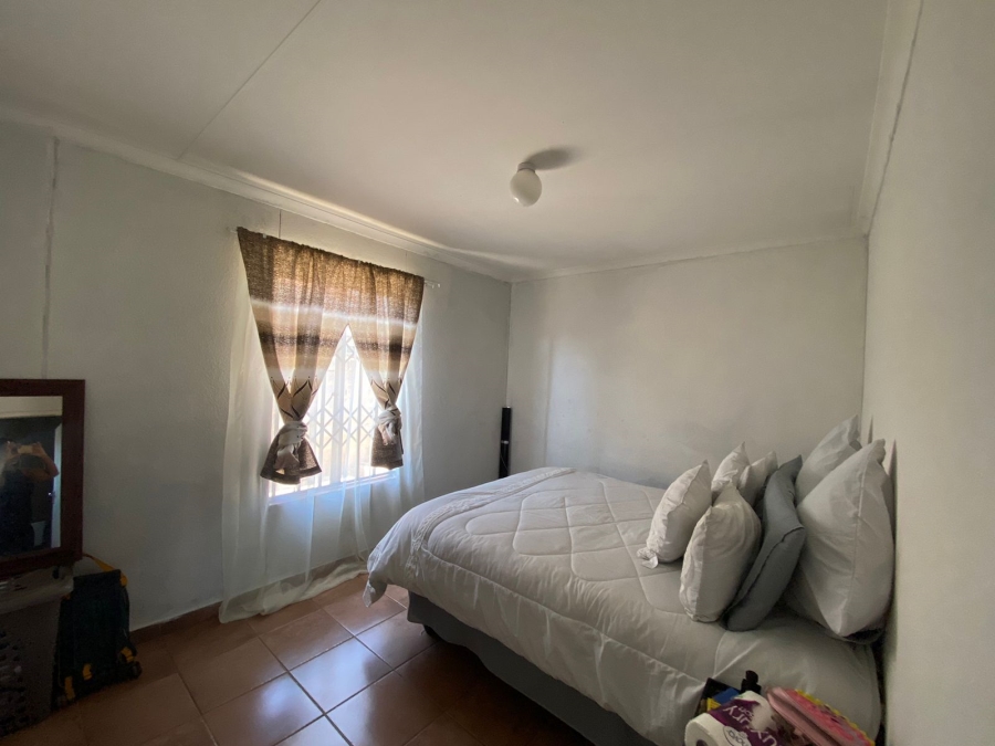 2 Bedroom Property for Sale in Stretford Gauteng