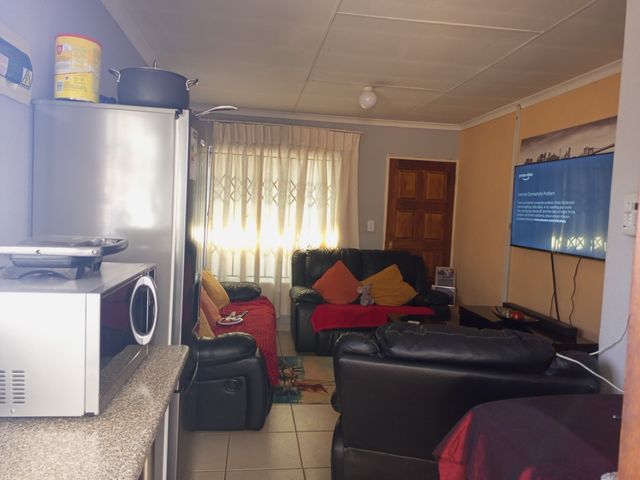 2 Bedroom Property for Sale in Gem Valley Gauteng