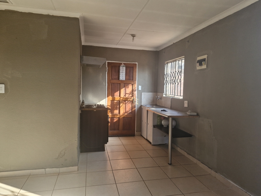 2 Bedroom Property for Sale in Gem Valley Gauteng