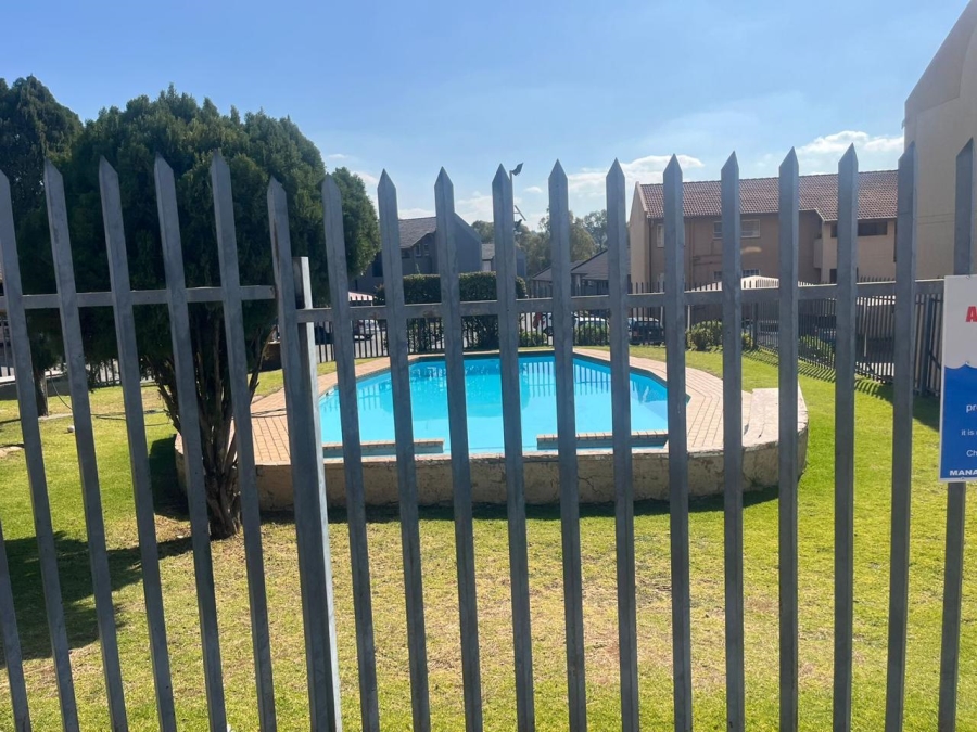 3 Bedroom Property for Sale in Alan Manor Gauteng