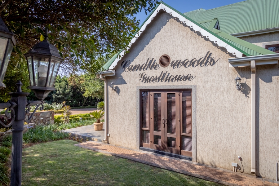 4 Bedroom Property for Sale in Louwlardia Gauteng