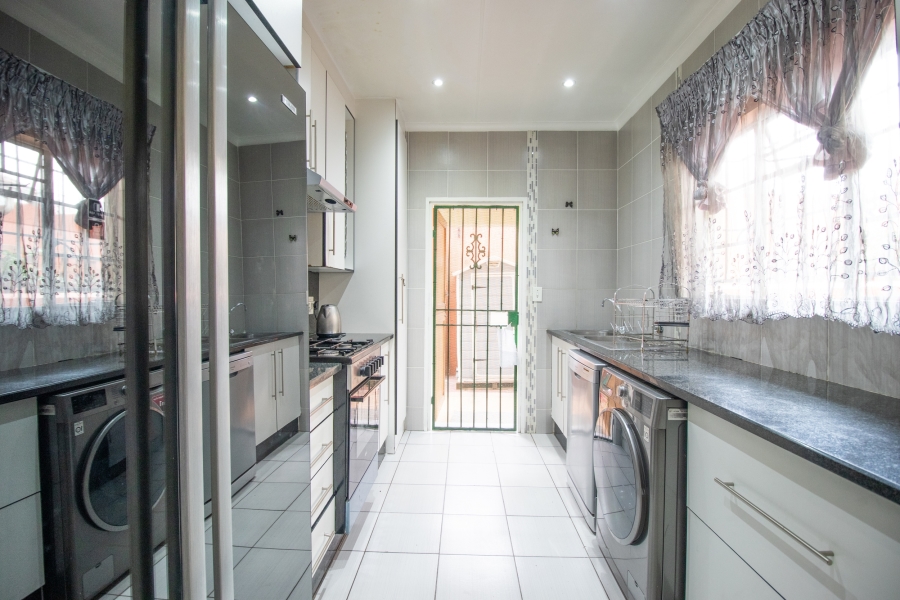 3 Bedroom Property for Sale in The Hill Gauteng