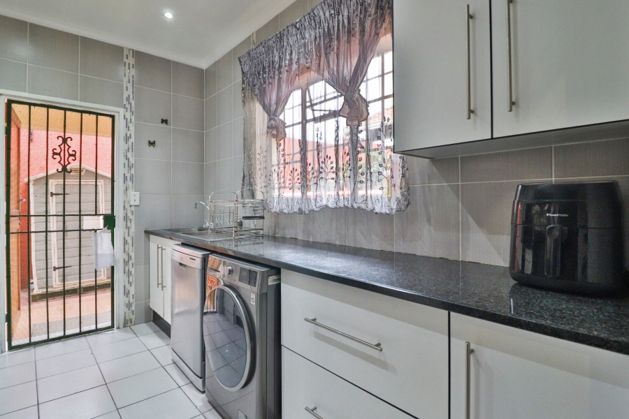 3 Bedroom Property for Sale in The Hill Gauteng