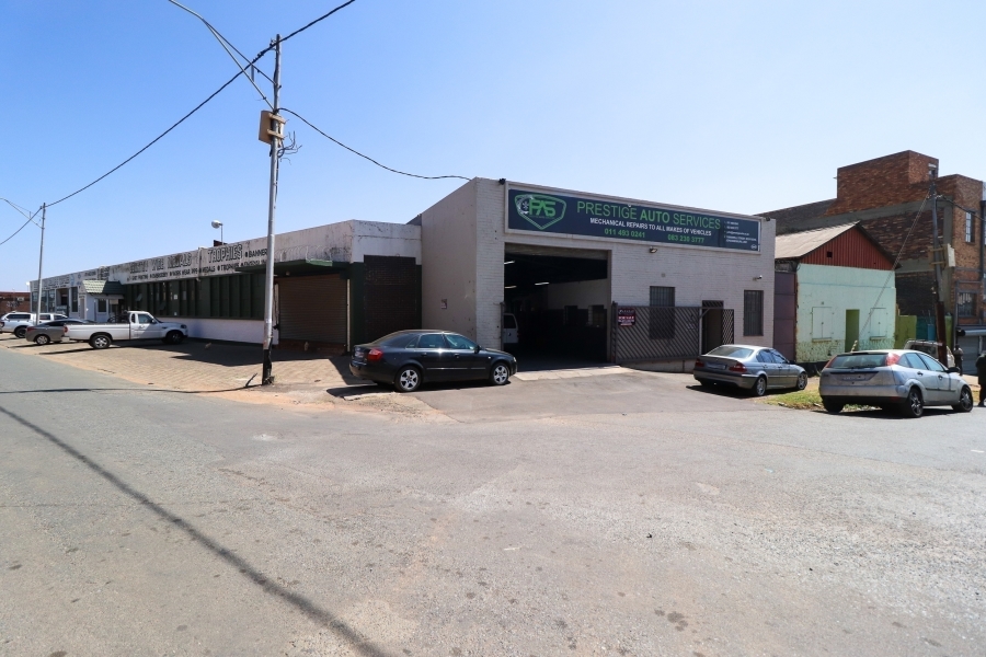 Commercial Property for Sale in Booysens Gauteng