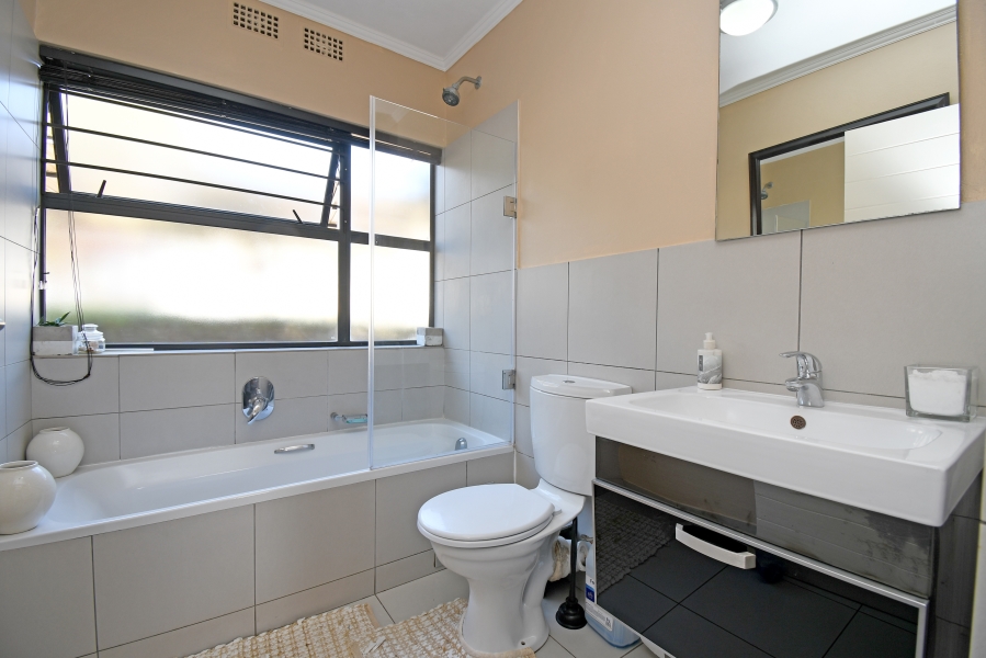 2 Bedroom Property for Sale in North Riding AH Gauteng