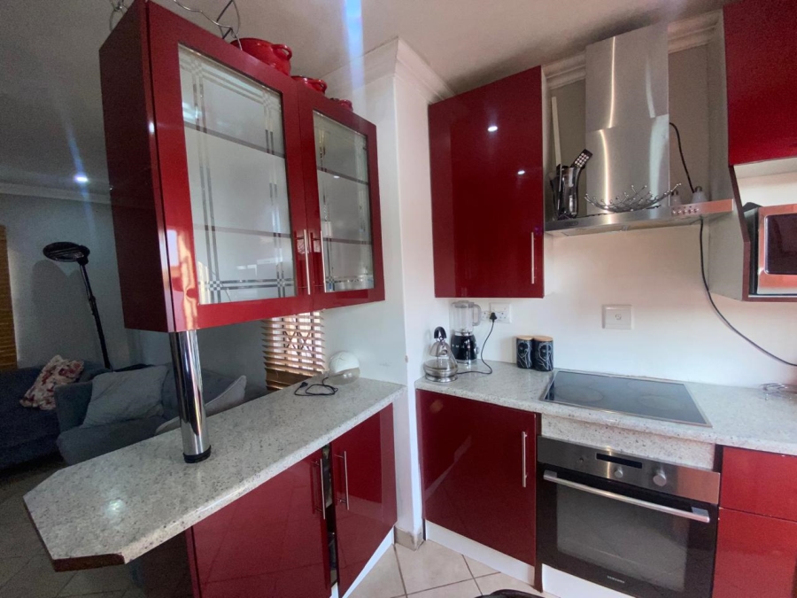 2 Bedroom Property for Sale in Lehae Gauteng