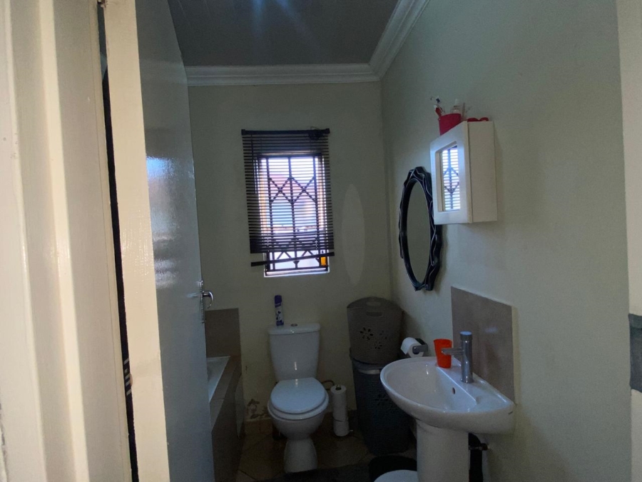 2 Bedroom Property for Sale in Lehae Gauteng