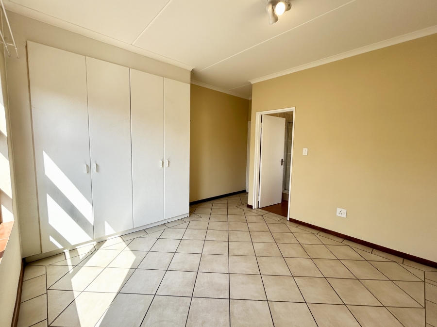 2 Bedroom Property for Sale in Khyber Rock Gauteng