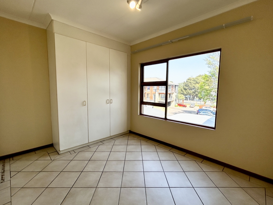 2 Bedroom Property for Sale in Khyber Rock Gauteng