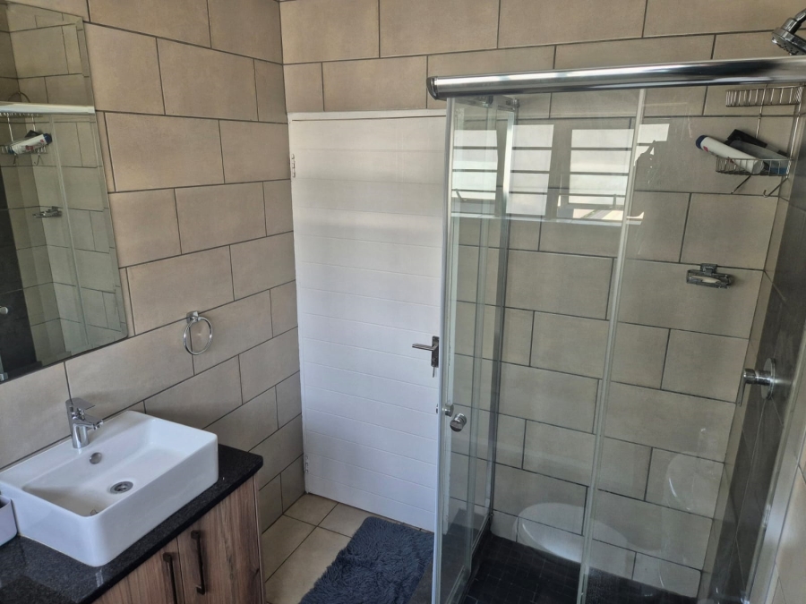 2 Bedroom Property for Sale in Rivonia Gauteng