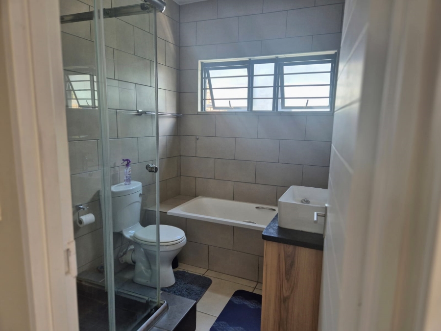 2 Bedroom Property for Sale in Rivonia Gauteng