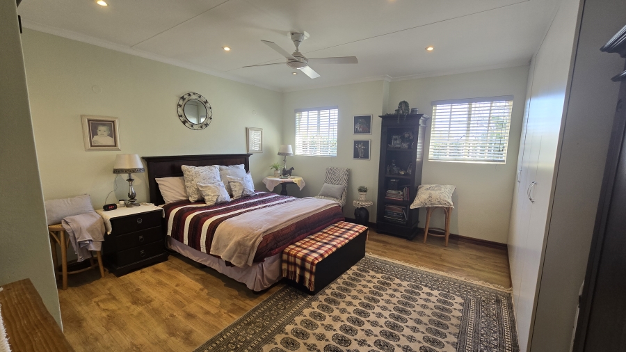 4 Bedroom Property for Sale in Bronberg Gauteng