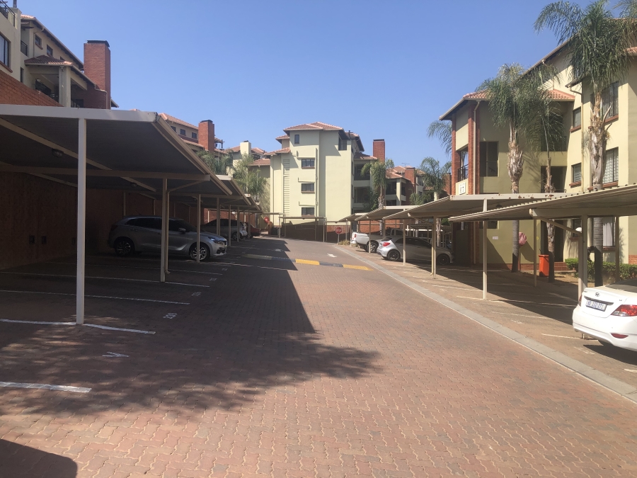 2 Bedroom Property for Sale in Sunninghill Gauteng