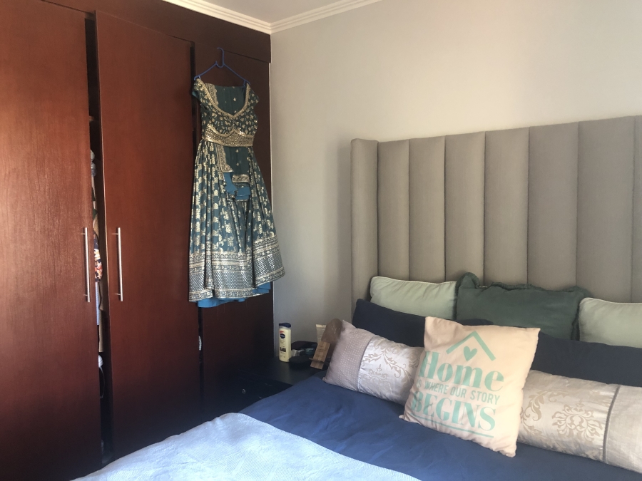 2 Bedroom Property for Sale in Sunninghill Gauteng