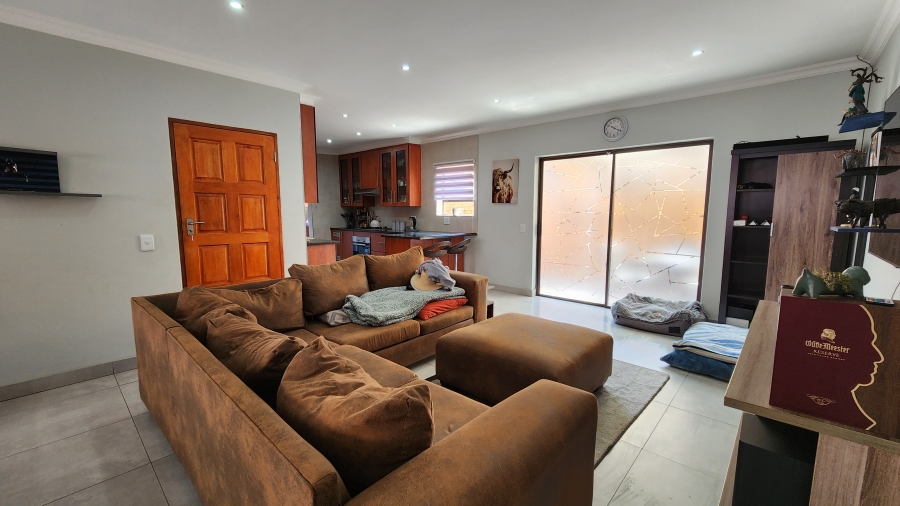 3 Bedroom Property for Sale in New Redruth Gauteng