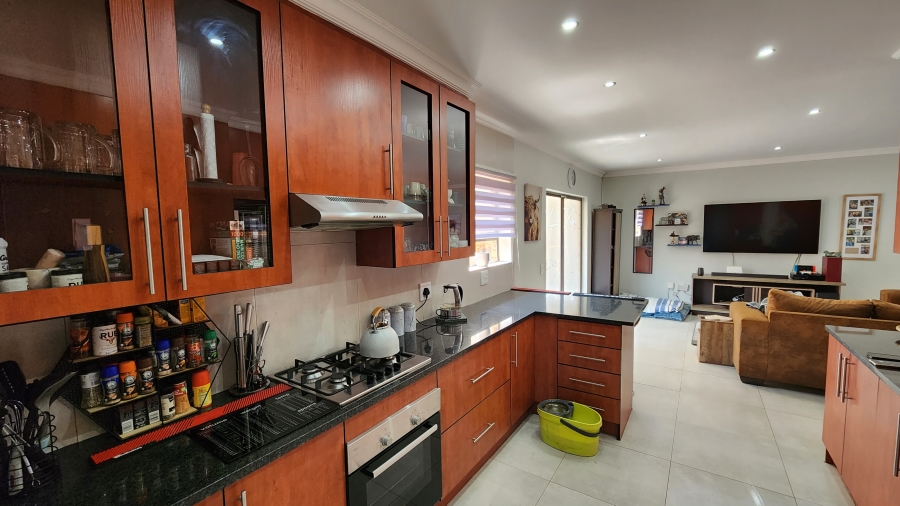 3 Bedroom Property for Sale in New Redruth Gauteng