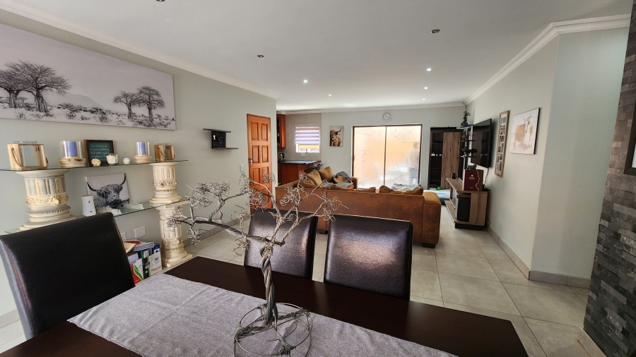 3 Bedroom Property for Sale in New Redruth Gauteng