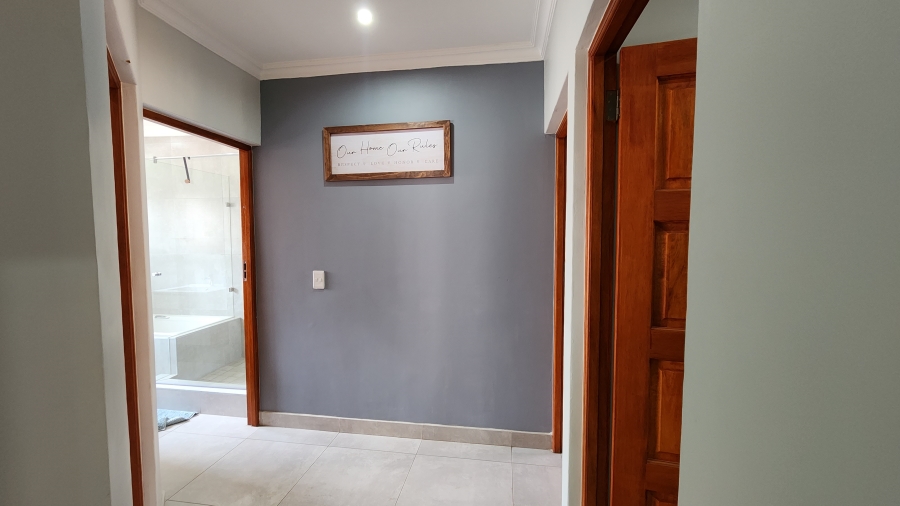 3 Bedroom Property for Sale in New Redruth Gauteng