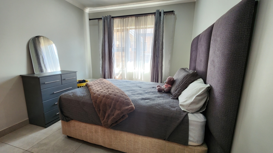 3 Bedroom Property for Sale in New Redruth Gauteng