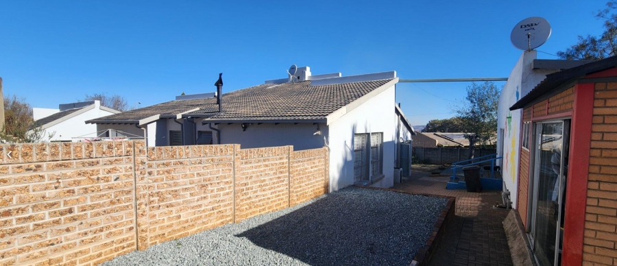 5 Bedroom Property for Sale in Suideroord Gauteng