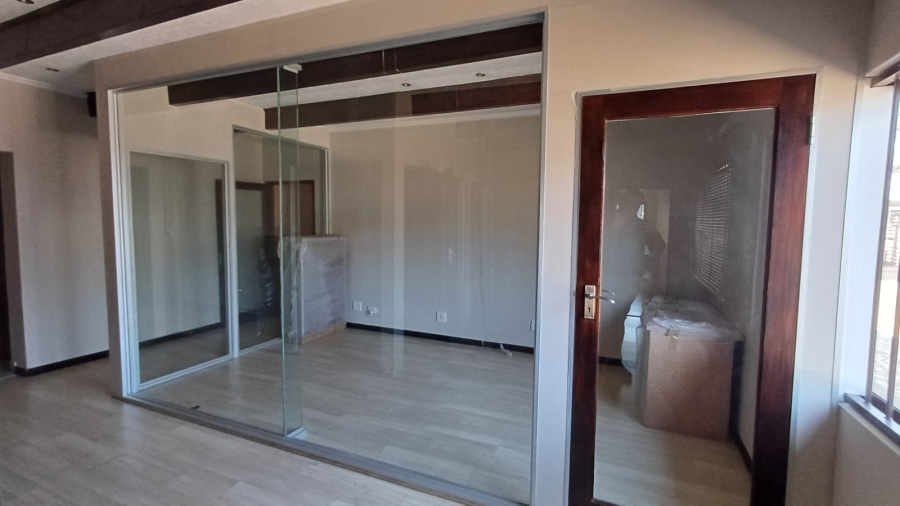 To Let commercial Property for Rent in Bedfordview Gauteng