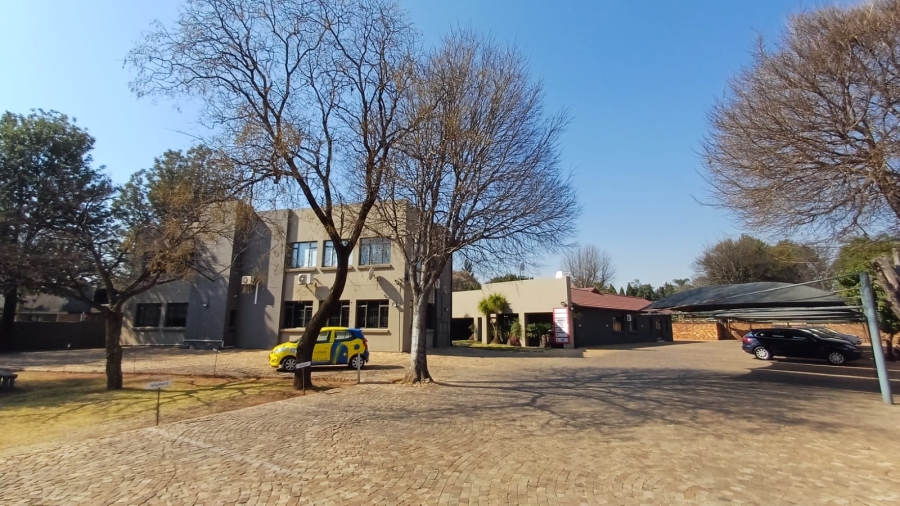 To Let commercial Property for Rent in Bedfordview Gauteng