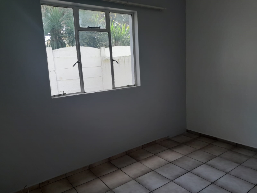 To Let 2 Bedroom Property for Rent in Raceview Gauteng