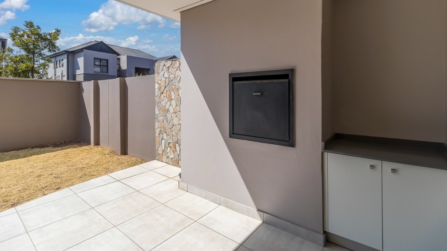 To Let 3 Bedroom Property for Rent in Waterfall Gauteng