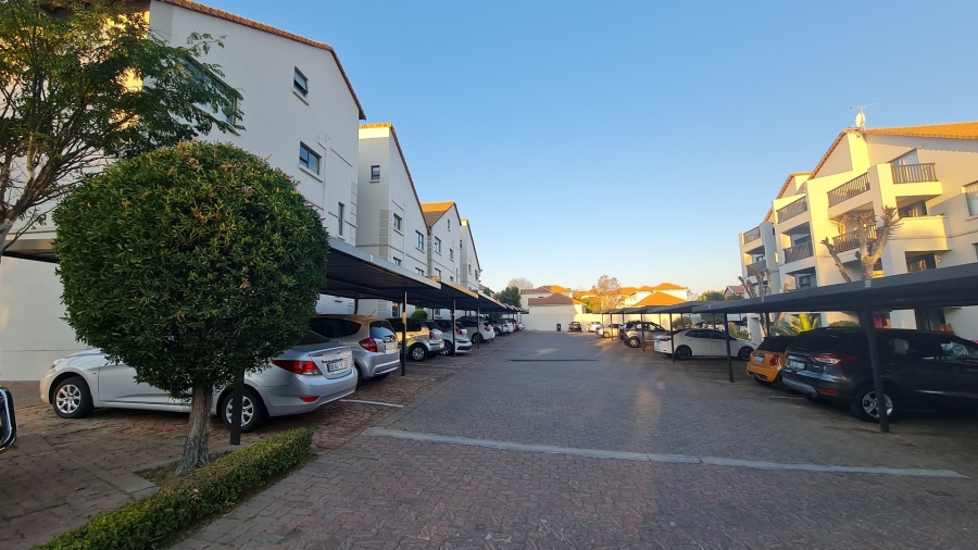 To Let 3 Bedroom Property for Rent in Sunninghill Gauteng