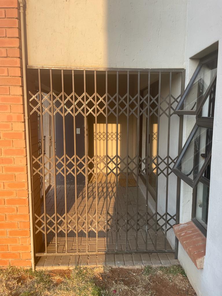 To Let 2 Bedroom Property for Rent in Terenure Gauteng