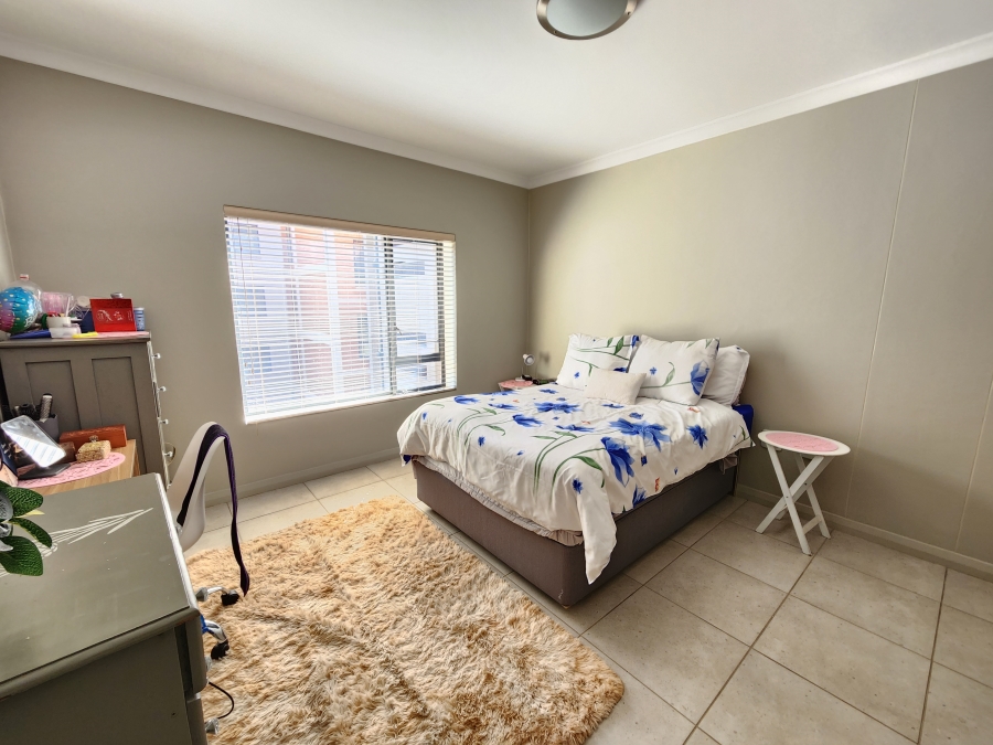 1 Bedroom Property for Sale in Waterkloof Marina Retirement Estate Gauteng