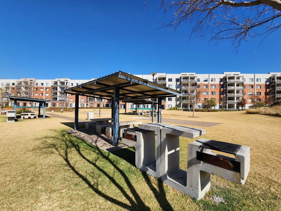 1 Bedroom Property for Sale in Waterkloof Marina Retirement Estate Gauteng