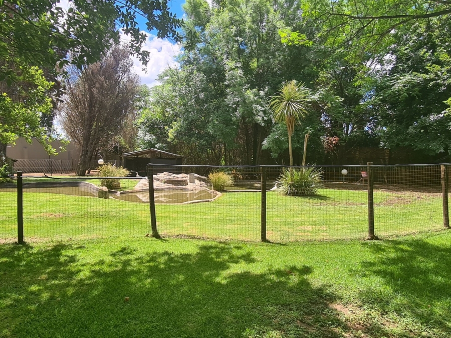 4 Bedroom Property for Sale in Marlbank Gauteng