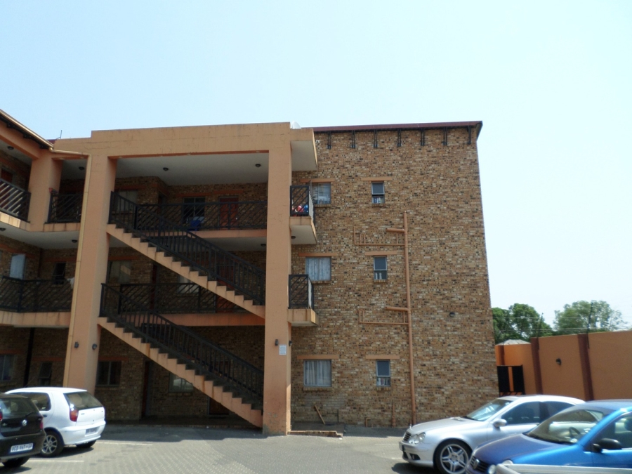 20 Bedroom Property for Sale in Turf Club Gauteng