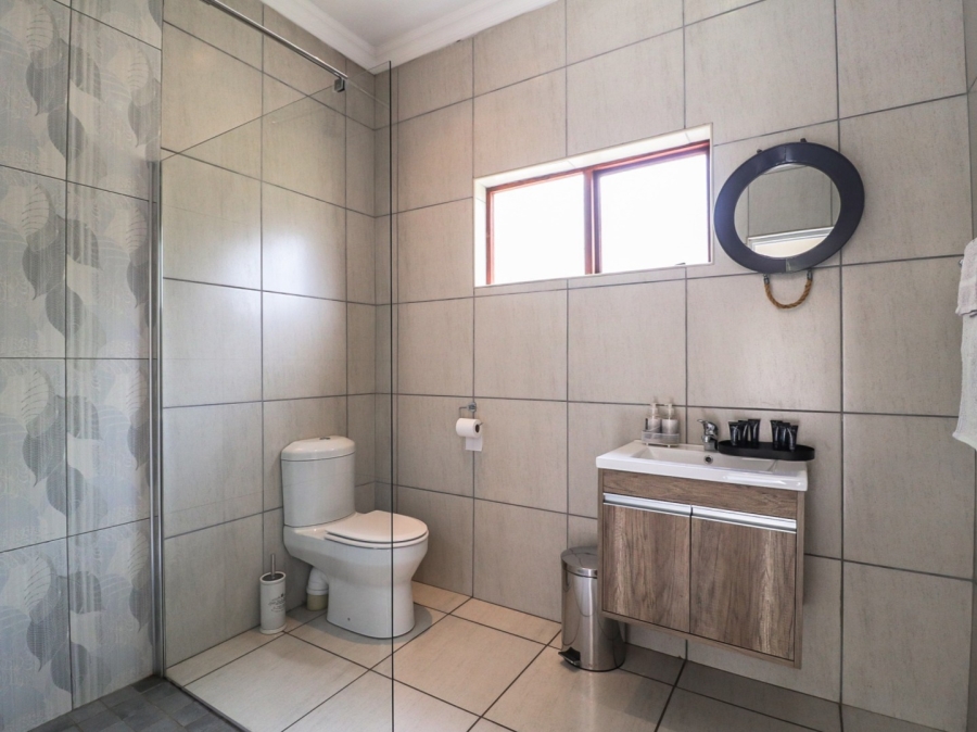 Commercial Property for Sale in Unitas Park Gauteng