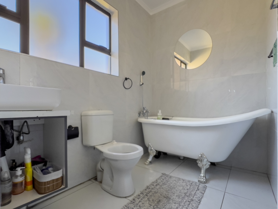 3 Bedroom Property for Sale in Pomona AH Gauteng